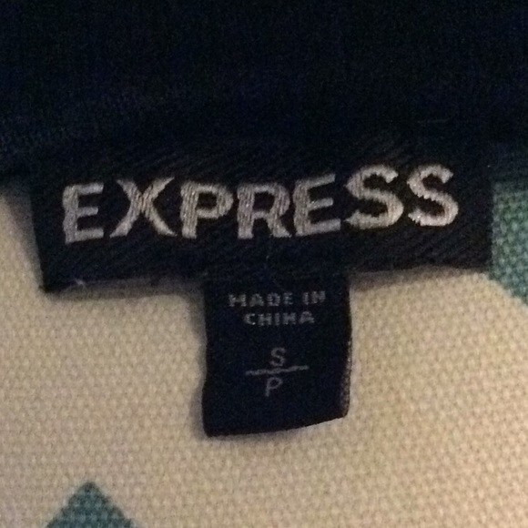 Super cute black sweater - Picture 3 of 3